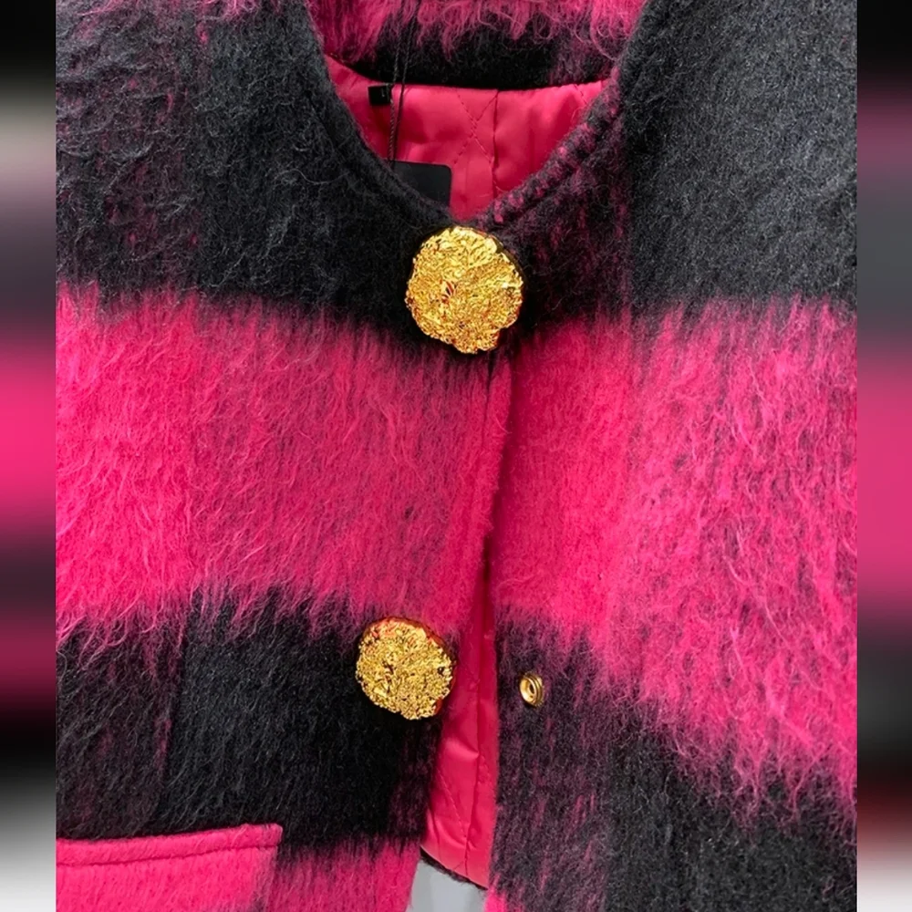 Pink Cropped Blazer - Picture 2 of 5